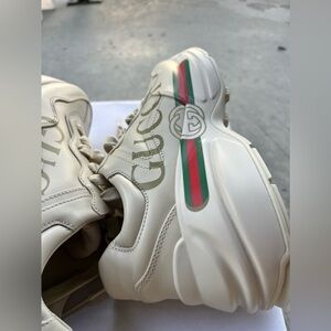 WOMEN'S RHYTON GUCCI LOGO LEATHER SNEAKER size 36.5 very like new